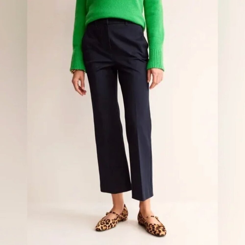 Boden Chelsea Bi-Stretch Cropped Flare Leg Pants R0449 in Navy Blue, 10P